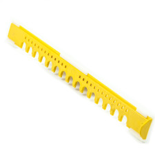 Летковый заградитель 2-х элементный нижний 250х30 мм пластиковый с отверстиями Летковый заградитель 2-х элементный нижний 250х30 мм пластиковый с отверстиями