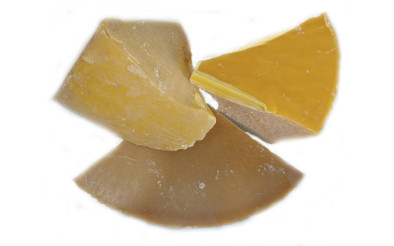 Як очистити бджолиний віск